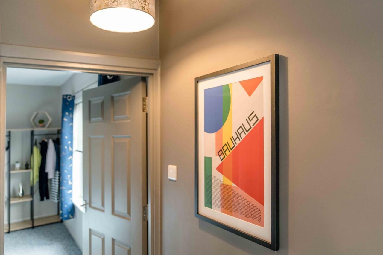 טוקסברי The Exchange Apartments With Permit Parking מראה חיצוני תמונה